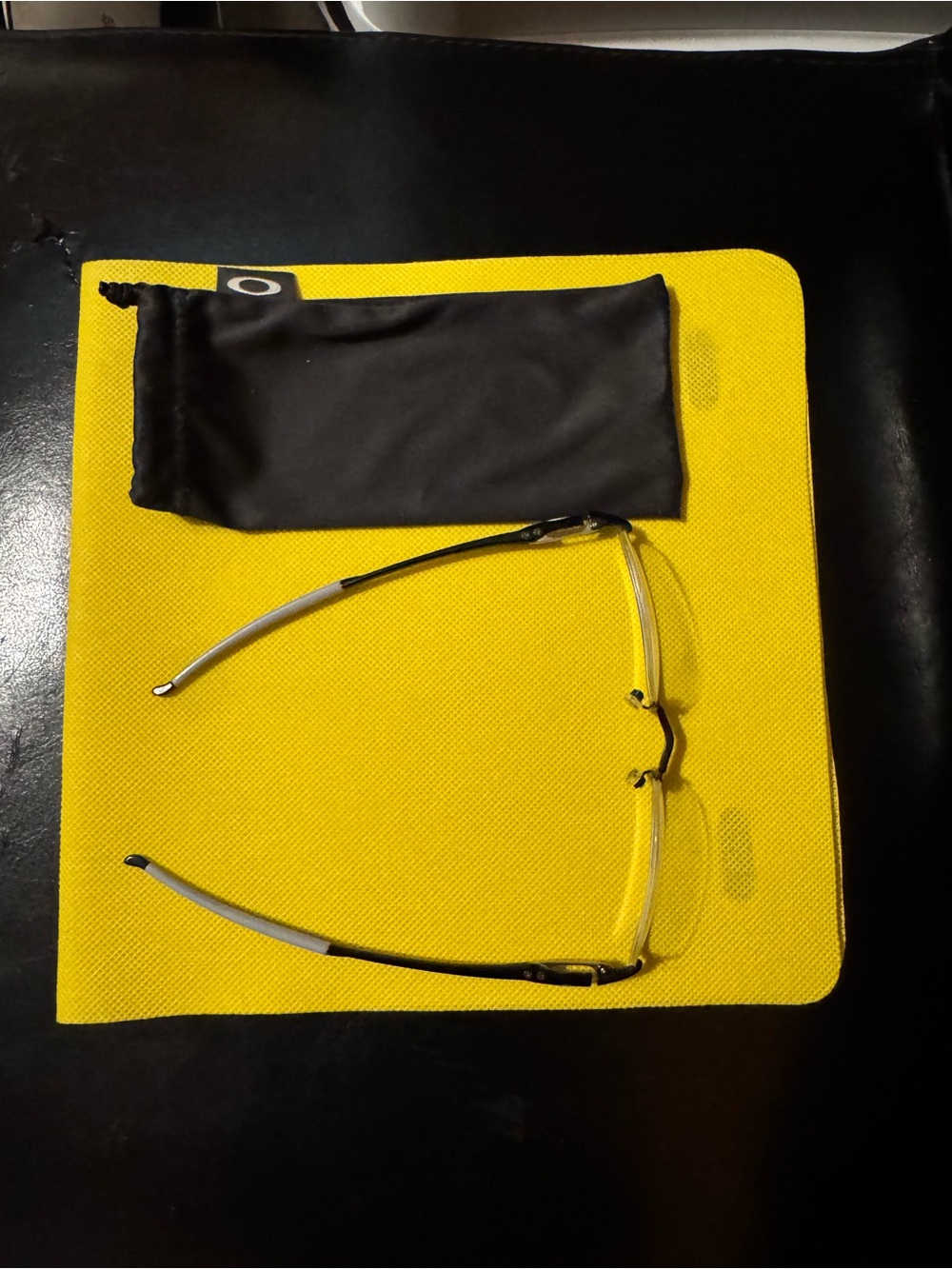 Oakley Rinochaser frame prescription glasses in satin black/ gray - Picture 4 of 7
